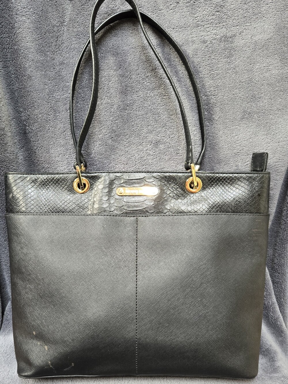 MICHAEL KORS Black Saffiano-Style Tote | Gold Hardware | Reptile-Embossed Trim